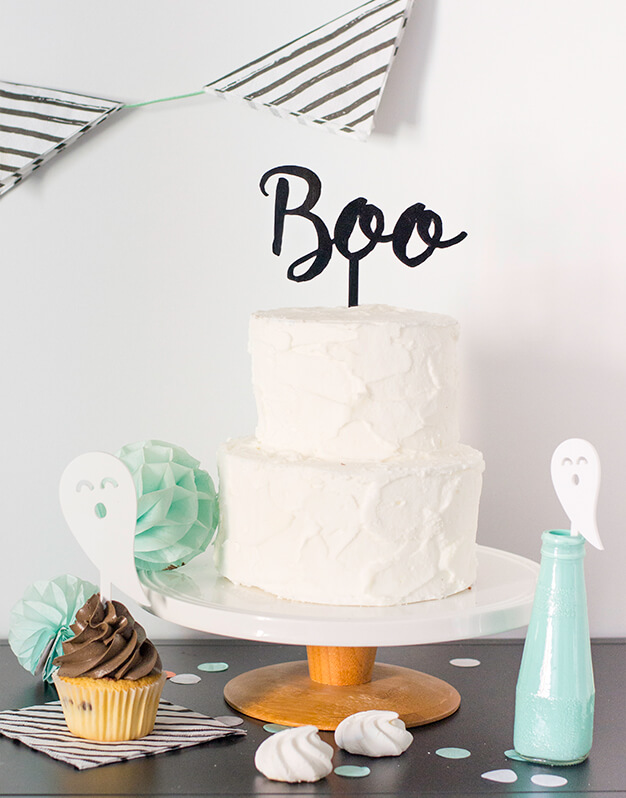 Este año decora tus dulces con Boo cake topper adorno para tarta Halloween. Si la decoración de tu fiesta es con la temática de fantasmas ¡este es tu knots!