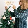 anderola árbol Navidad personalizada para la parte superior de tu árbol. ¡Decora tu hogar con #naviknots, los adornos que triunfan entre las celebrities!