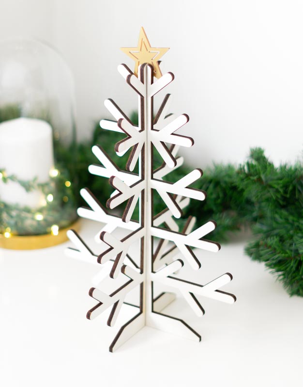 Árbol de Navidad con estrella dorada para decoración cualquier rincón, o poner sobre la mesa. Perfecto árbol para casas pequeñas. ¡Descúbrelo!