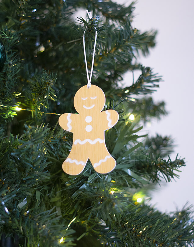 Galleta Jengibre adorno para el árbold ecora tu árbol de navidad con este original adorno galleta sonriente. ¡Descúbrelo!